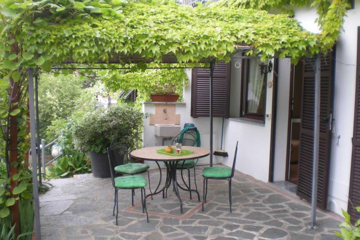 Casa Gialla Imperia Exterior foto